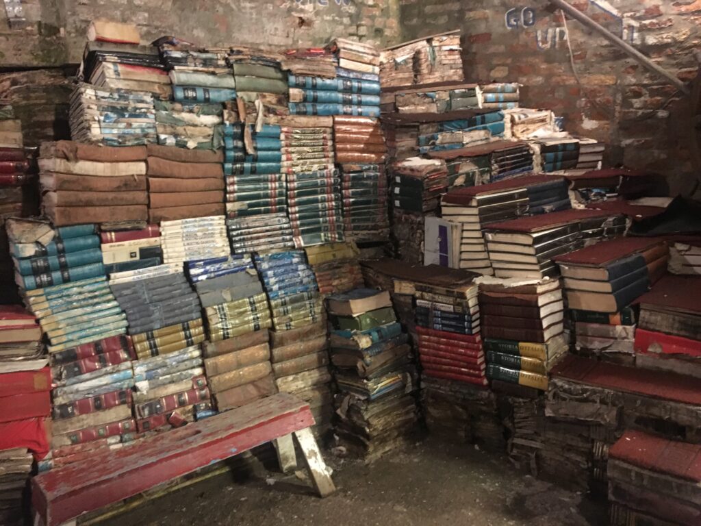 LIbreria Acqualta2 Venecia